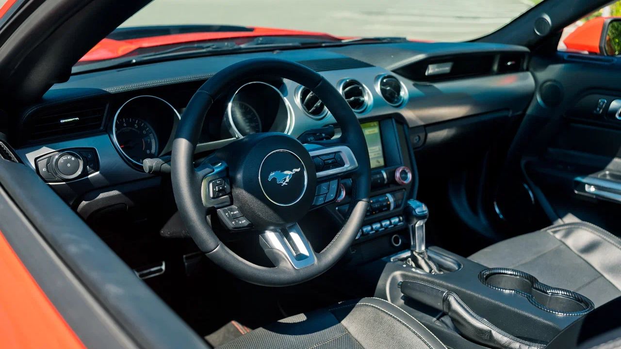 Фото Ford Mustang - 3