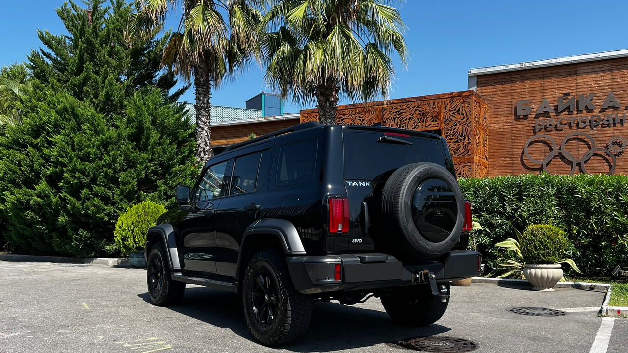 Фото Tank 300 - 2