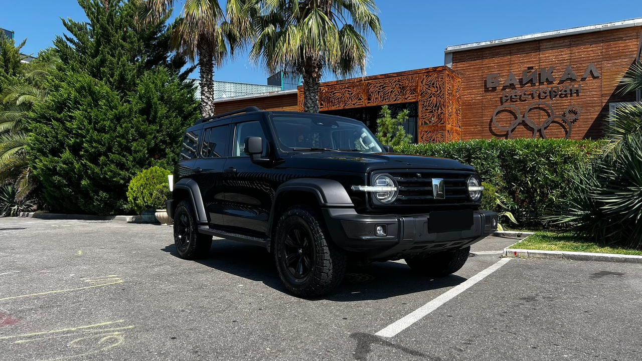 Фото Tank 300 - 1